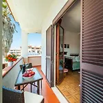 La Casa Di Mannazzotta 1 Bed & Breakfast 3*