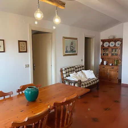 La Casa Di Mannazzotta 1 Bed & Breakfast 3*
